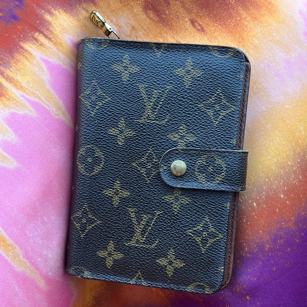 Authentic LV Passport Holder Wallet